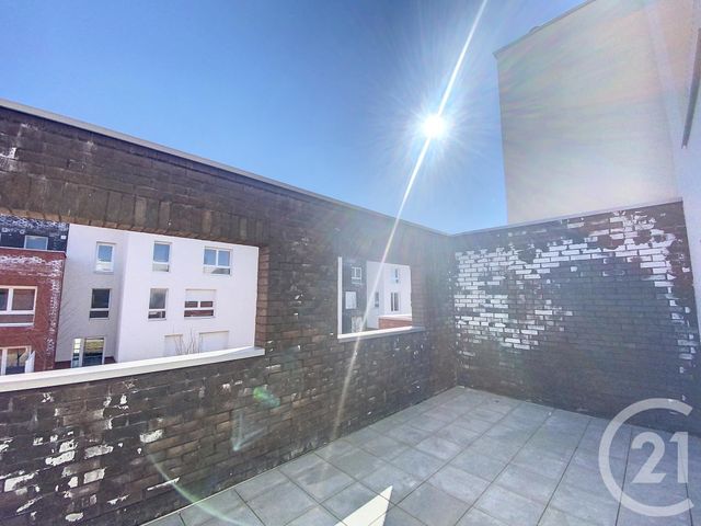 Appartement F4 à louer - 4 pièces - 76.4 m2 - LILLE - 59 - NORD-PAS-DE-CALAIS - Century 21 Vieux-Lille