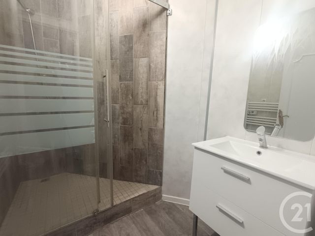 maison à louer - 5 pièces - 111.66 m2 - LA CHAPELLE D ARMENTIERES - 59 - NORD-PAS-DE-CALAIS - Century 21 Vieux-Lille