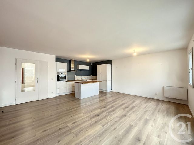 Appartement T3 à louer - 3 pièces - 81.41 m2 - LILLE - 59 - NORD-PAS-DE-CALAIS - Century 21 Vieux-Lille