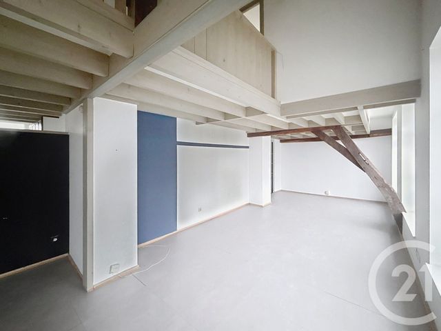 Appartement T2 à louer - 2 pièces - 75.64 m2 - LILLE - 59 - NORD-PAS-DE-CALAIS - Century 21 Vieux-Lille