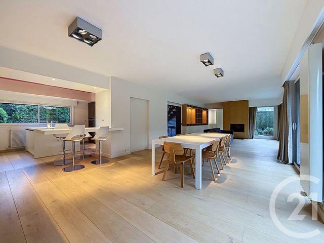 maison à louer - 9 pièces - 248.7 m2 - BONDUES - 59 - NORD-PAS-DE-CALAIS - Century 21 Vieux-Lille