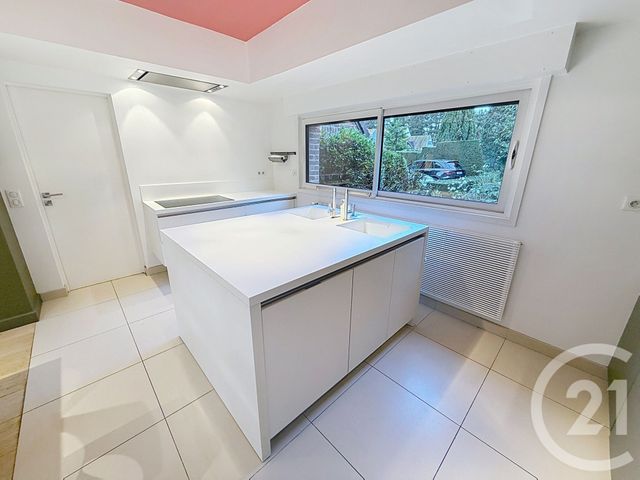 maison à louer - 9 pièces - 248.7 m2 - BONDUES - 59 - NORD-PAS-DE-CALAIS - Century 21 Vieux-Lille