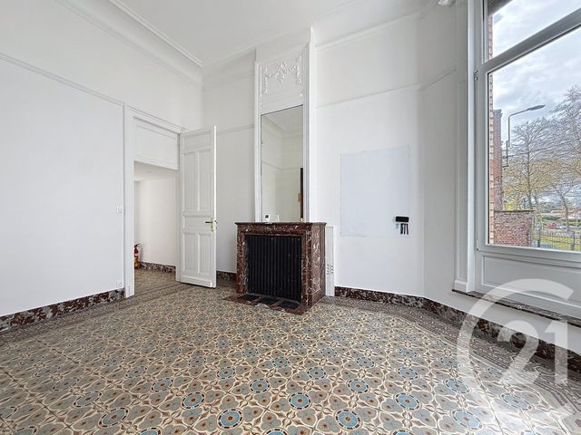 maison à vendre - 14 pièces - 233.0 m2 - MOUVAUX - 59 - NORD-PAS-DE-CALAIS - Century 21 Vieux-Lille