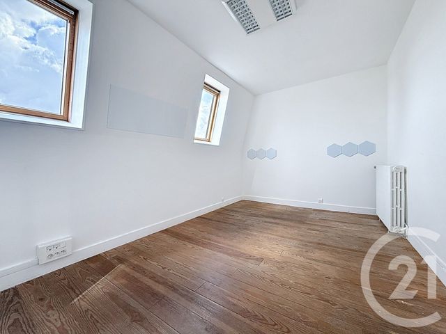 maison à vendre - 14 pièces - 233.0 m2 - MOUVAUX - 59 - NORD-PAS-DE-CALAIS - Century 21 Vieux-Lille