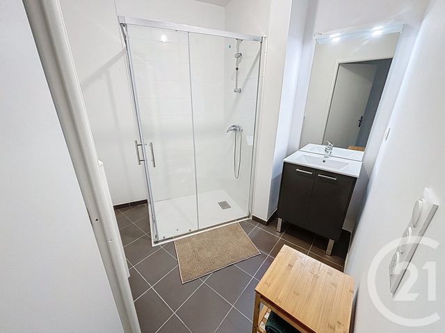 Appartement F3 à louer - 3 pièces - 69.24 m2 - LILLE - 59 - NORD-PAS-DE-CALAIS - Century 21 Vieux-Lille
