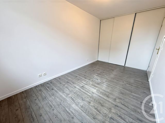 Appartement T3 à vendre - 3 pièces - 75.66 m2 - LILLE - 59 - NORD-PAS-DE-CALAIS - Century 21 Vieux-Lille