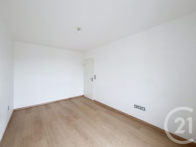 Appartement T2 à louer - 2 pièces - 42.24 m2 - LILLE - 59 - NORD-PAS-DE-CALAIS - Century 21 Vieux-Lille