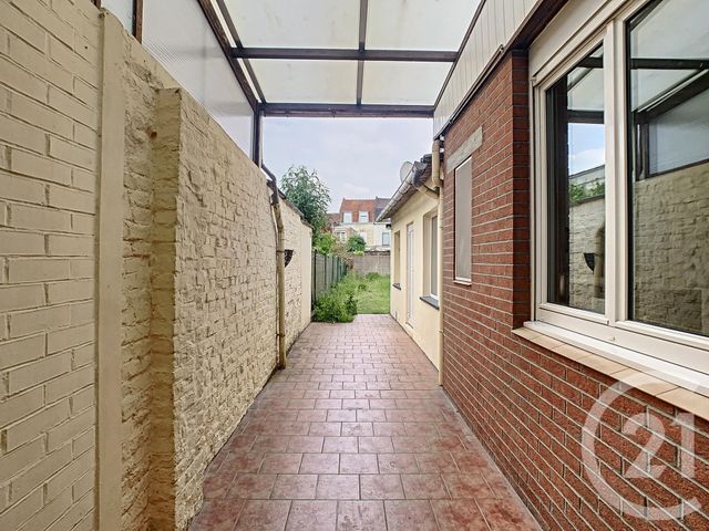 Appartement T2 à louer - 2 pièces - 18.69 m2 - LOOS - 59 - NORD-PAS-DE-CALAIS - Century 21 Vieux-Lille