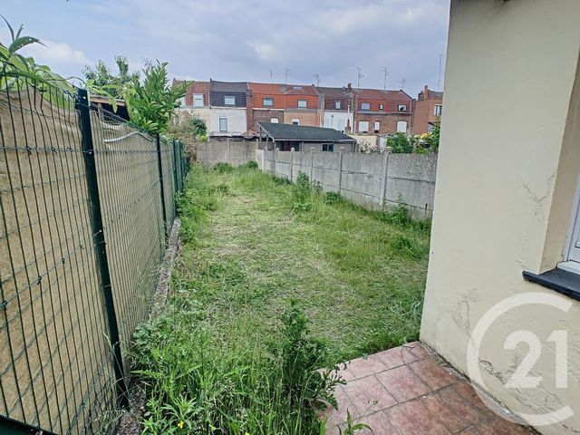 Appartement T2 à louer - 2 pièces - 18.69 m2 - LOOS - 59 - NORD-PAS-DE-CALAIS - Century 21 Vieux-Lille