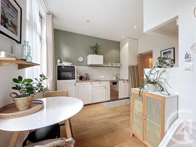 Appartement T2 à louer - 3 pièces - 34.14 m2 - LILLE - 59 - NORD-PAS-DE-CALAIS - Century 21 Vieux-Lille