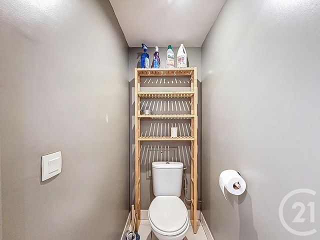 Appartement T2 à louer - 2 pièces - 44.34 m2 - LILLE - 59 - NORD-PAS-DE-CALAIS - Century 21 Vieux-Lille