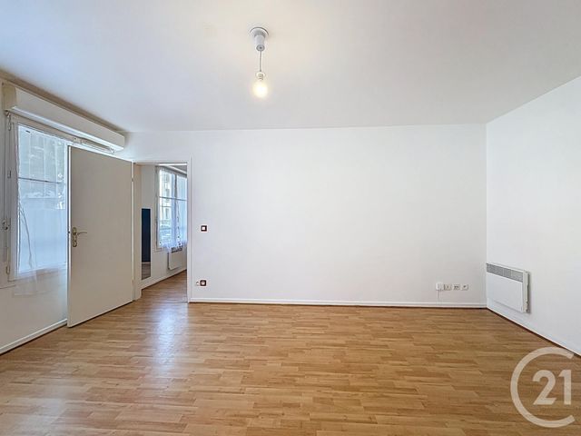 Appartement T2 à louer - 2 pièces - 44.34 m2 - LILLE - 59 - NORD-PAS-DE-CALAIS - Century 21 Vieux-Lille