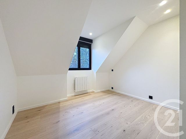 maison à louer - 8 pièces - 190.52 m2 - MARCQ EN BAROEUL - 59 - NORD-PAS-DE-CALAIS - Century 21 Vieux-Lille