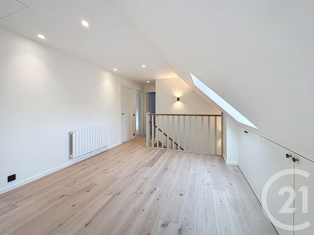 maison à louer - 8 pièces - 190.52 m2 - MARCQ EN BAROEUL - 59 - NORD-PAS-DE-CALAIS - Century 21 Vieux-Lille