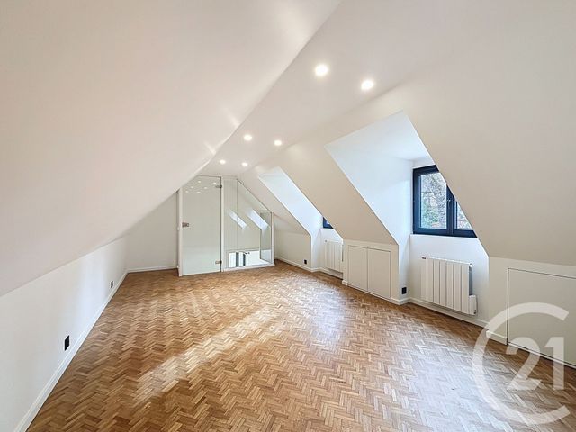 maison à louer - 8 pièces - 190.52 m2 - MARCQ EN BAROEUL - 59 - NORD-PAS-DE-CALAIS - Century 21 Vieux-Lille