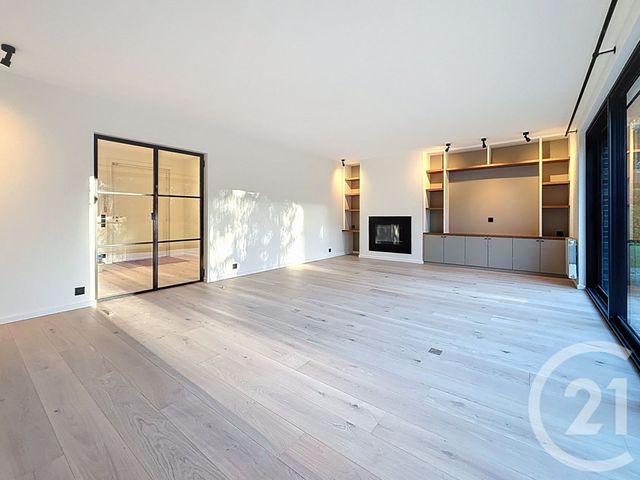 maison à louer - 8 pièces - 190.52 m2 - MARCQ EN BAROEUL - 59 - NORD-PAS-DE-CALAIS - Century 21 Vieux-Lille