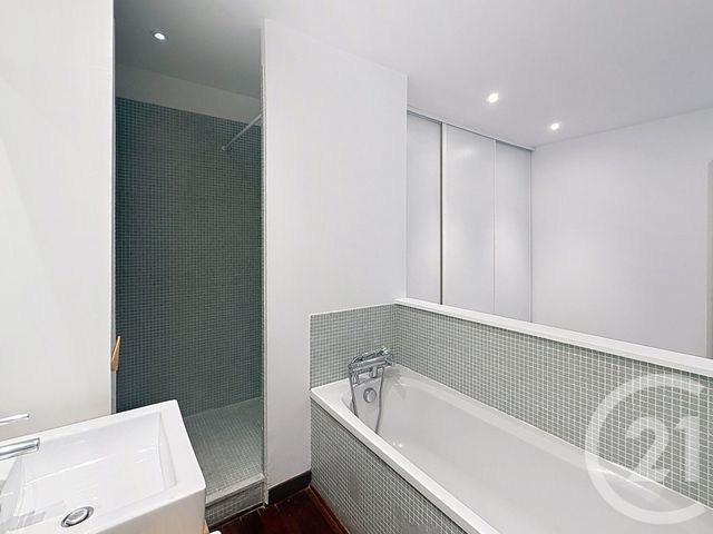 Appartement T3 à louer - 3 pièces - 96.54 m2 - LILLE - 59 - NORD-PAS-DE-CALAIS - Century 21 Vieux-Lille