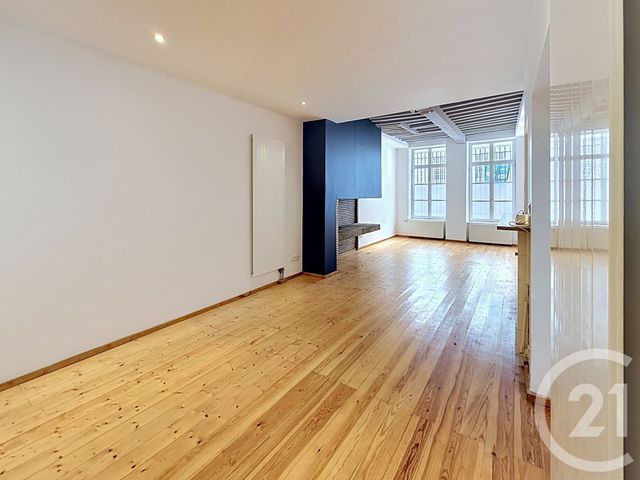 Appartement T3 à louer - 3 pièces - 96.54 m2 - LILLE - 59 - NORD-PAS-DE-CALAIS - Century 21 Vieux-Lille