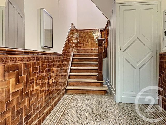 Appartement T2 à louer - 2 pièces - 48.1 m2 - LILLE - 59 - NORD-PAS-DE-CALAIS - Century 21 Vieux-Lille