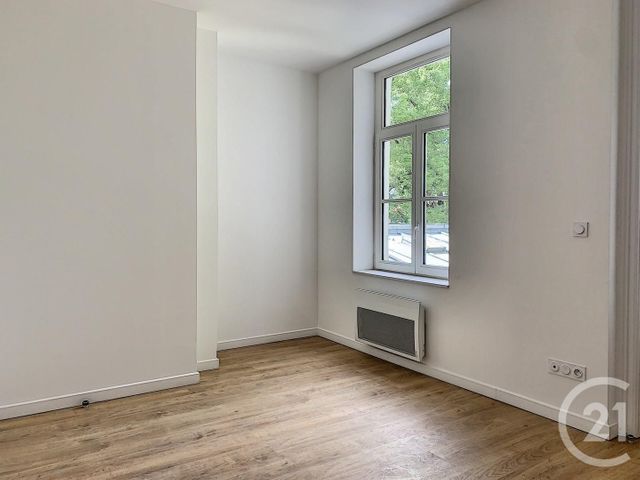Appartement T2 à louer - 2 pièces - 48.1 m2 - LILLE - 59 - NORD-PAS-DE-CALAIS - Century 21 Vieux-Lille