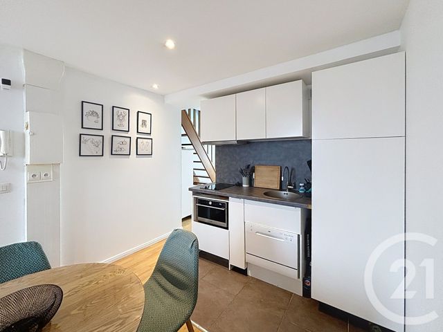 Appartement T2 à vendre - 2 pièces - 40.47 m2 - LILLE - 59 - NORD-PAS-DE-CALAIS - Century 21 Vieux-Lille