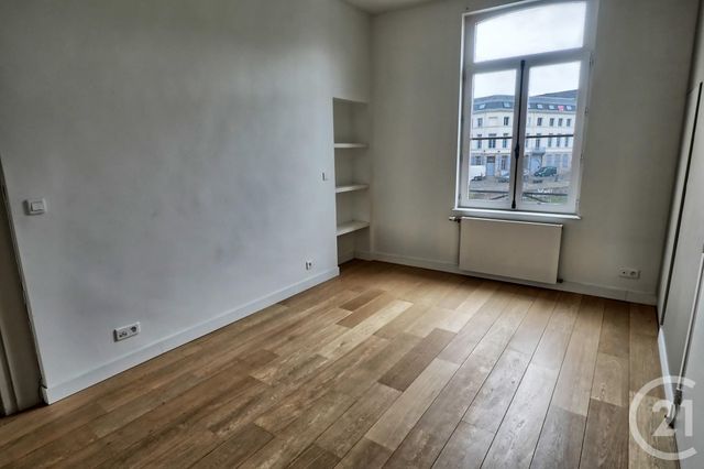 Appartement T4 à louer - 4 pièces - 118.88 m2 - LILLE - 59 - NORD-PAS-DE-CALAIS - Century 21 Vieux-Lille