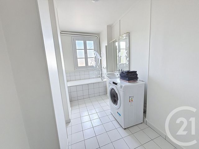 Appartement T3 à louer - 3 pièces - 77.02 m2 - LILLE - 59 - NORD-PAS-DE-CALAIS - Century 21 Vieux-Lille