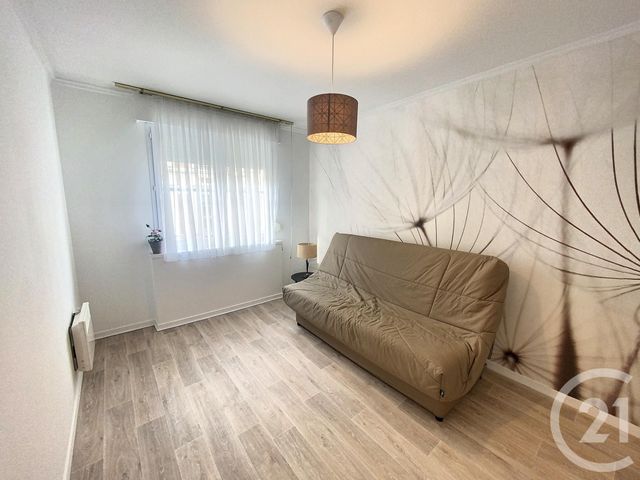 Appartement T3 à louer - 3 pièces - 76.54 m2 - LILLE - 59 - NORD-PAS-DE-CALAIS - Century 21 Vieux-Lille