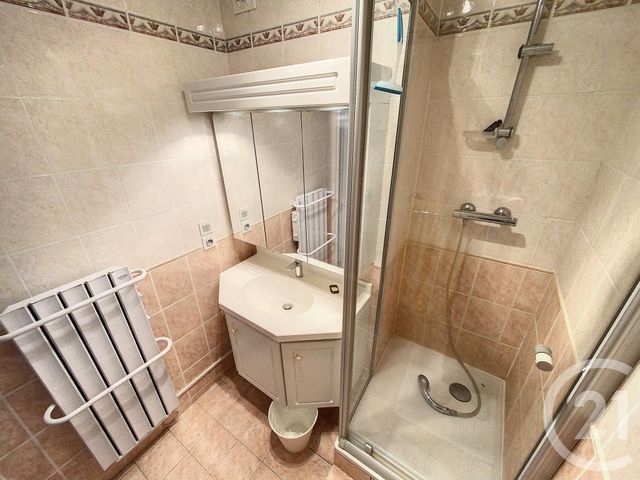 Appartement T3 à louer - 3 pièces - 76.54 m2 - LILLE - 59 - NORD-PAS-DE-CALAIS - Century 21 Vieux-Lille