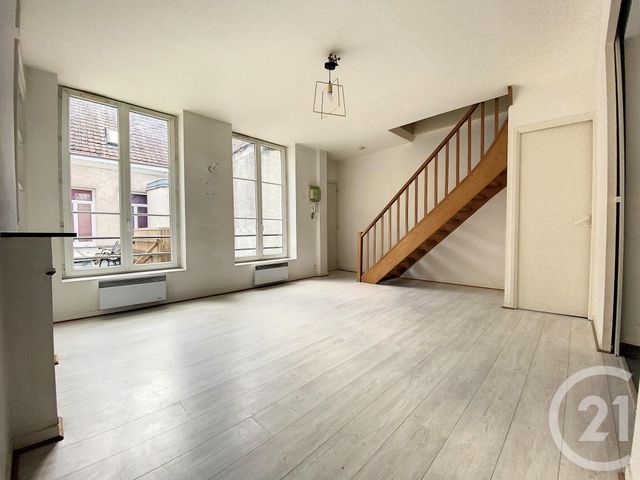 Appartement F4 à louer - 4 pièces - 60.93 m2 - LILLE - 59 - NORD-PAS-DE-CALAIS - Century 21 Vieux-Lille