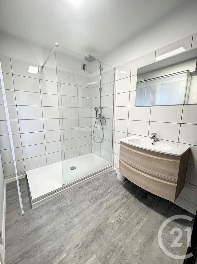Appartement T2 à louer - 2 pièces - 48.1 m2 - LILLE - 59 - NORD-PAS-DE-CALAIS - Century 21 Vieux-Lille