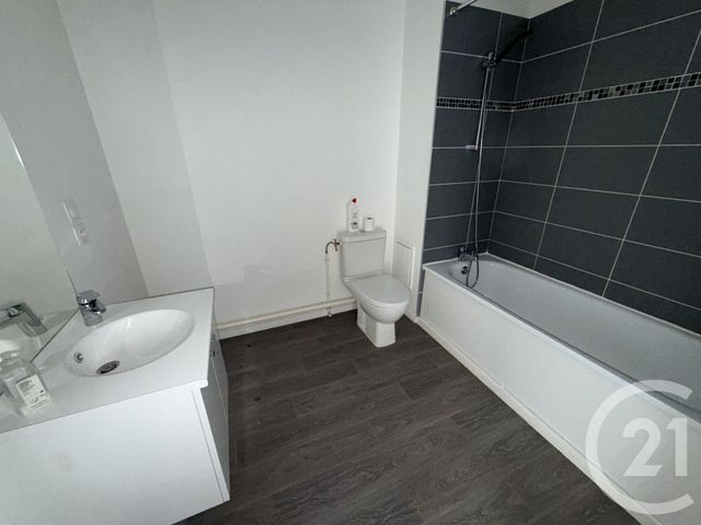 Appartement T2 à vendre - 2 pièces - 44.4 m2 - LILLE - 59 - NORD-PAS-DE-CALAIS - Century 21 Vieux-Lille