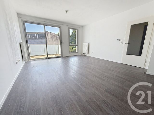 Appartement T2 à vendre - 2 pièces - 44.4 m2 - LILLE - 59 - NORD-PAS-DE-CALAIS - Century 21 Vieux-Lille