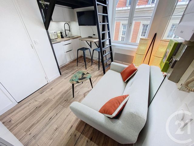 Appartement Studio à louer - 1 pièce - 12.5 m2 - LILLE - 59 - NORD-PAS-DE-CALAIS - Century 21 Vieux-Lille