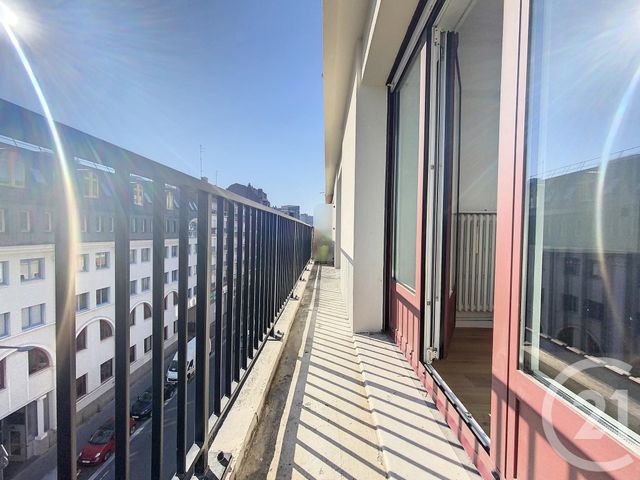 Appartement T2 à louer - 2 pièces - 40.24 m2 - LILLE - 59 - NORD-PAS-DE-CALAIS - Century 21 Vieux-Lille