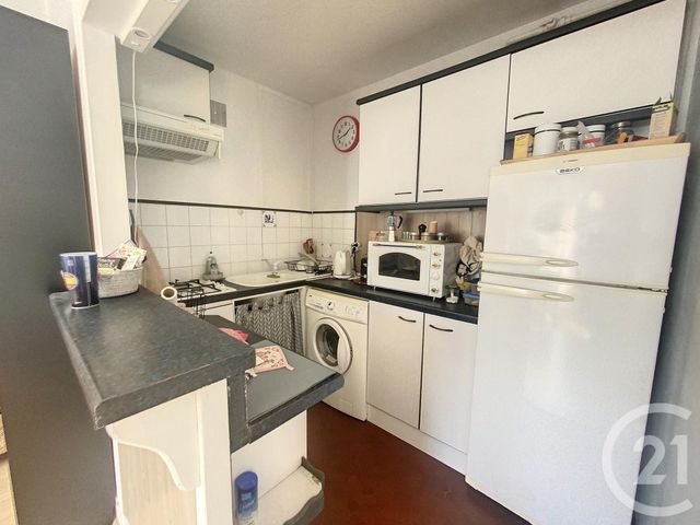 Appartement T2 à louer - 2 pièces - 40.24 m2 - LILLE - 59 - NORD-PAS-DE-CALAIS - Century 21 Vieux-Lille