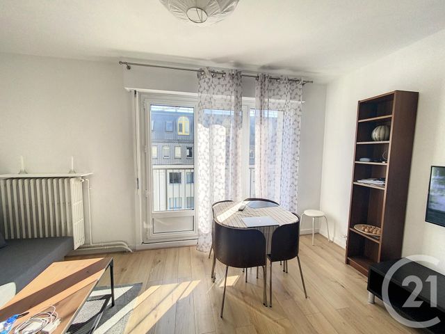Appartement T2 à louer - 2 pièces - 40.24 m2 - LILLE - 59 - NORD-PAS-DE-CALAIS - Century 21 Vieux-Lille