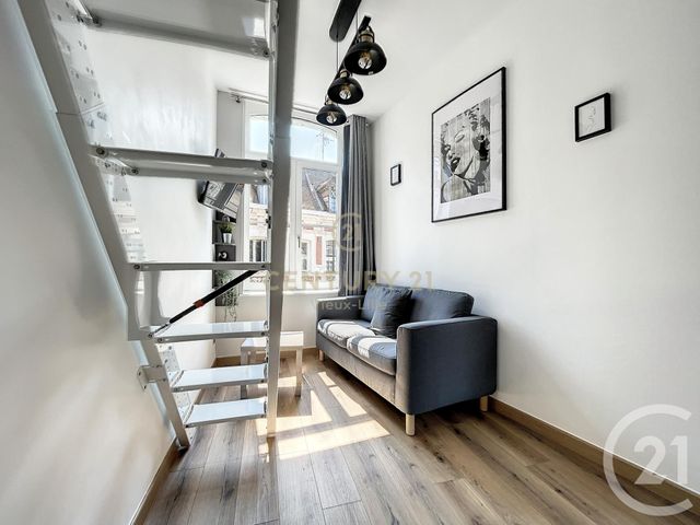 Appartement Studio à louer - 1 pièce - 15.02 m2 - LILLE - 59 - NORD-PAS-DE-CALAIS - Century 21 Vieux-Lille