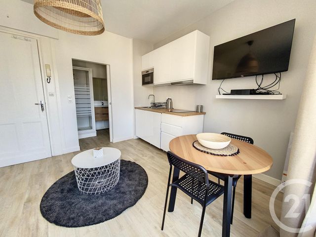 Appartement F1 à louer - 1 pièce - 21.85 m2 - LILLE - 59 - NORD-PAS-DE-CALAIS - Century 21 Vieux-Lille