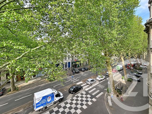 Appartement Studio à louer - 1 pièce - 40.0 m2 - LILLE - 59 - NORD-PAS-DE-CALAIS - Century 21 Vieux-Lille