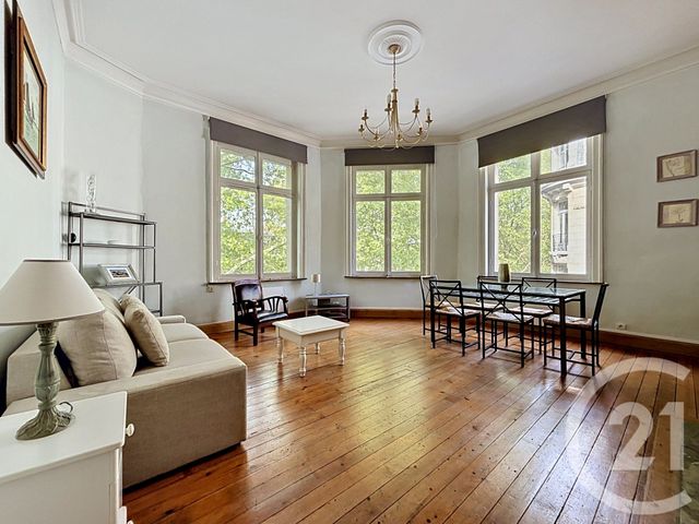 Appartement Studio à louer - 1 pièce - 40.0 m2 - LILLE - 59 - NORD-PAS-DE-CALAIS - Century 21 Vieux-Lille