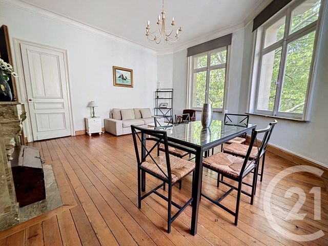 Appartement Studio à louer - 1 pièce - 40.0 m2 - LILLE - 59 - NORD-PAS-DE-CALAIS - Century 21 Vieux-Lille