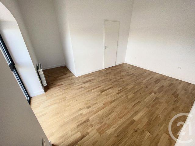 Appartement Duplex à louer - 2 pièces - 43.81 m2 - ST ANDRE LEZ LILLE - 59 - NORD-PAS-DE-CALAIS - Century 21 Vieux-Lille