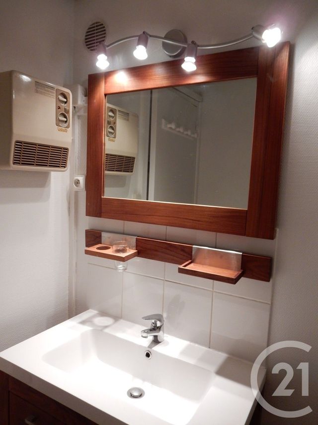 Appartement Studio à vendre - 1 pièce - 24.79 m2 - LILLE - 59 - NORD-PAS-DE-CALAIS - Century 21 Vieux-Lille