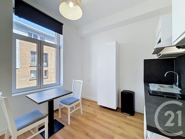 Appartement T1 à louer - 1 pièce - 28.17 m2 - LILLE - 59 - NORD-PAS-DE-CALAIS - Century 21 Vieux-Lille