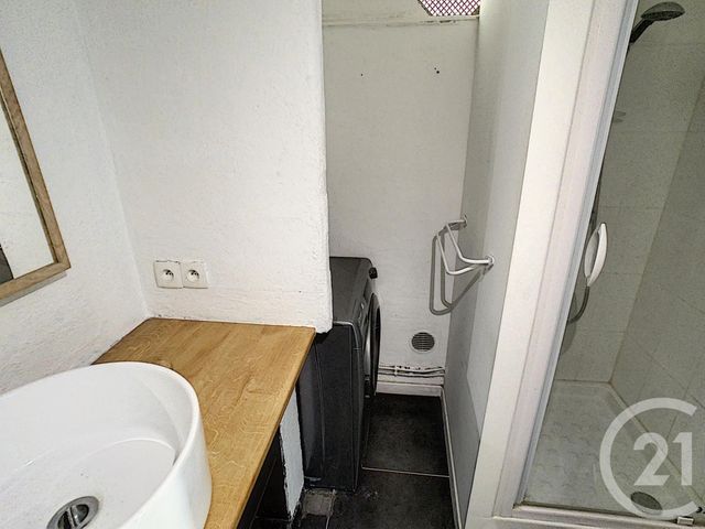Appartement T2 à louer - 2 pièces - 37.14 m2 - LA MADELEINE - 59 - NORD-PAS-DE-CALAIS - Century 21 Vieux-Lille