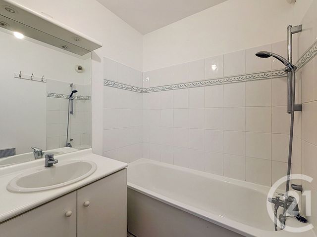 Appartement Autre à louer - 2 pièces - 37.25 m2 - LILLE - 59 - NORD-PAS-DE-CALAIS - Century 21 Vieux-Lille