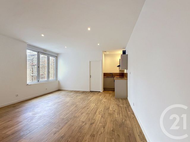 Appartement T3 à louer - 3 pièces - 59.4 m2 - LILLE - 59 - NORD-PAS-DE-CALAIS - Century 21 Vieux-Lille