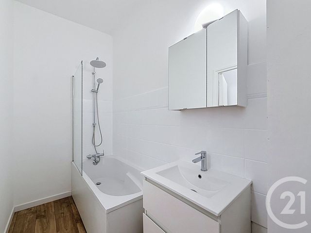 Appartement T3 à louer - 3 pièces - 59.4 m2 - LILLE - 59 - NORD-PAS-DE-CALAIS - Century 21 Vieux-Lille
