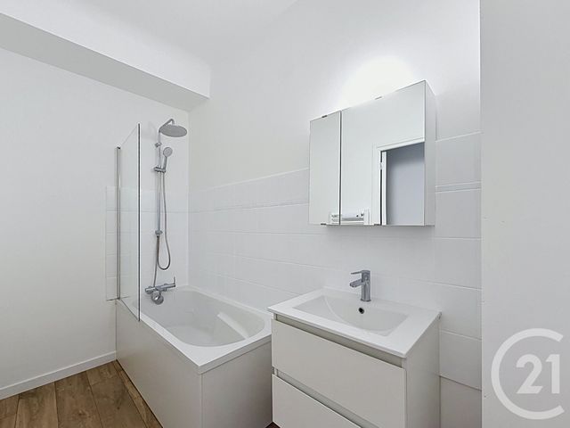 Appartement T3 à louer - 3 pièces - 60.67 m2 - LILLE - 59 - NORD-PAS-DE-CALAIS - Century 21 Vieux-Lille
